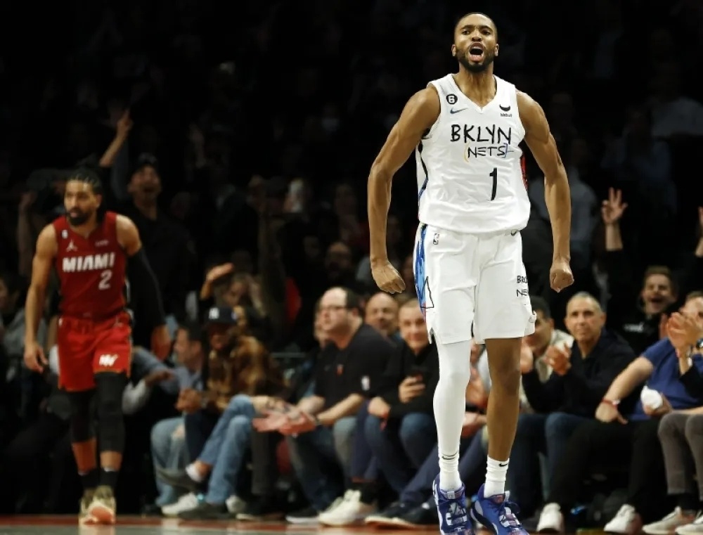  黄蜂布里奇斯交易 加盟篮网组三巨头  