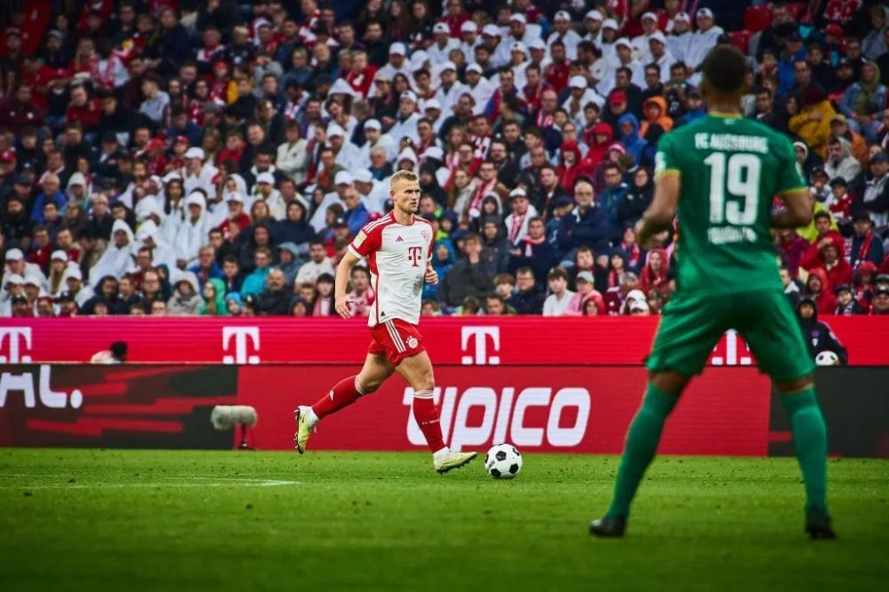  莱切年轻门将屡次神扑保住球队客场平局